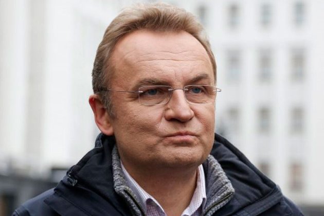 Садовий заявив, що прослушку в його кабінеті знайшли після того, як там побували Свириденко і Стефанчук