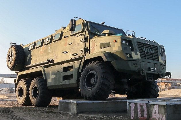 Міноборони хоче відмовитися від військових вантажівок «АвтоКрАЗ» на користь іноземних