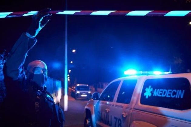 У передмісті Парижа терорист-ісламіст убив учителя