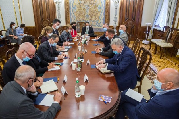 «Демократія в дії»: G7 привітала українців із реалізацією свого права голосу