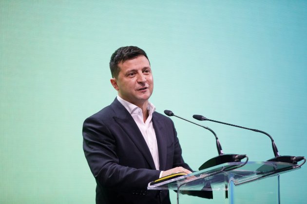 Зеленський доручив розробити законопроєкт про «доброчесність конституційного судочинства» (відео)