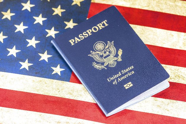 У США видали перший гендерно-нейтральний паспорт з позначкою «X»