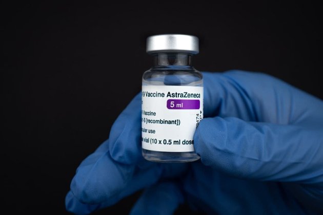 Украина получила от Германии 1,5 млн доз вакцины против коронавируса AstraZeneca