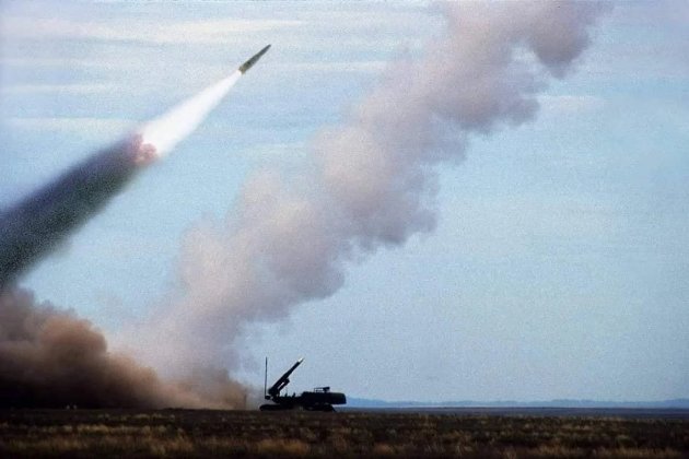Росія зранку випустила 75 ракет, 41 з них збили — Залужний