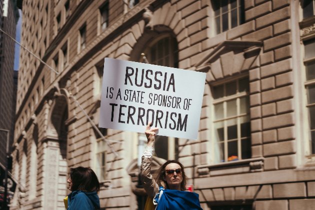 80% населення не готові бачити росіян в Україні навіть як туристів — опитування