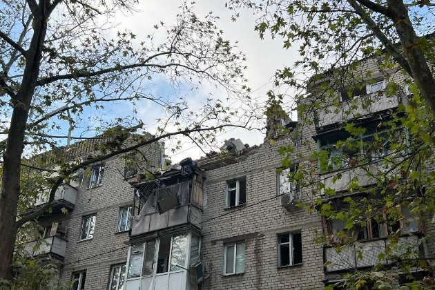 Російська ракета влучила у житловий будинок в центрі Миколаєва 