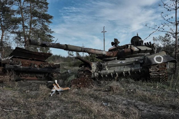 Українські військові за добу знищили 44 російських танки