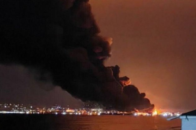 Сили оборони завдали повторного удару по нафтобазі у окупованій Феодосії (відео)