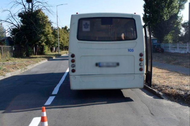 У Києві чоловік кинув гранату в маршрутку (фото)