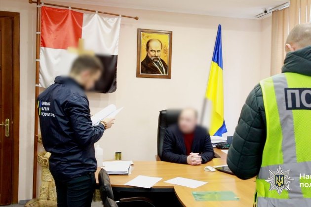 Меру Вишгорода Олексію Момоту оголосили підозру у розтраті 6,6 млн грн (фото, відео)