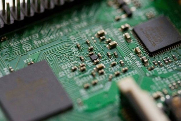 Під час атаки 5 жовтня росія застосувала зброю з понад 100 тис. західних компонентів — Зеленський