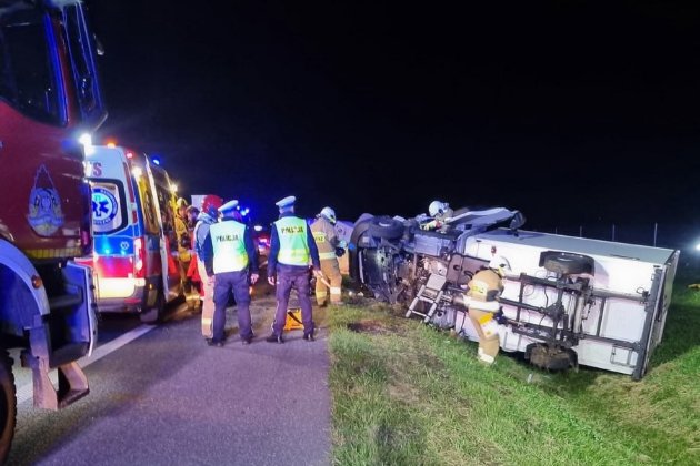 У Польщі на дорозі зіткнулися колона американської військової техніки та автобус: поранені троє солдатів