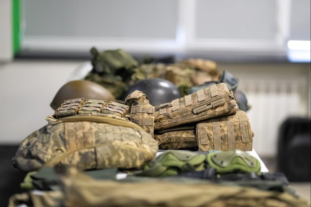 Поляки масово освоюють курси виживання на тлі загрози рф — The Telegraph