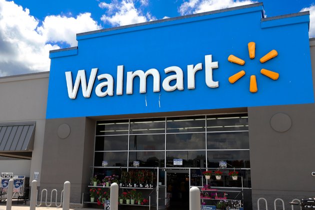 Walmart відмовляється від використання роботів для відстеження товарів