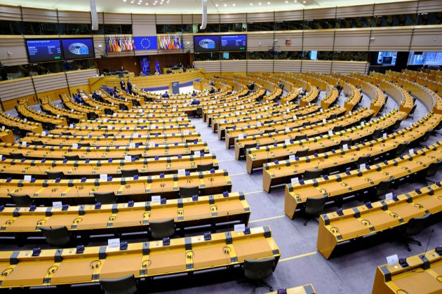 Європарламент розкритикував Україну за неефективну боротьбу з олігархами