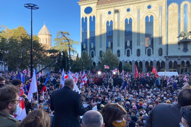 Біля парламенту Грузії опозиція зібрала акцію протесту 