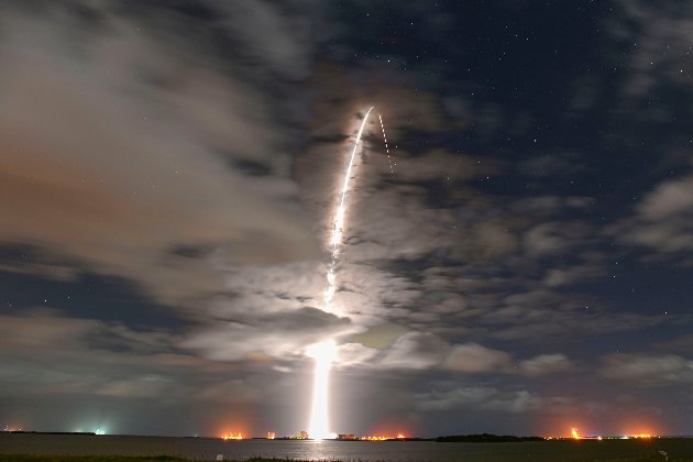 Ракета-носій Falcon 9 від SpaceX всьоме доставила вантаж на орбіту, встановивши рекорд