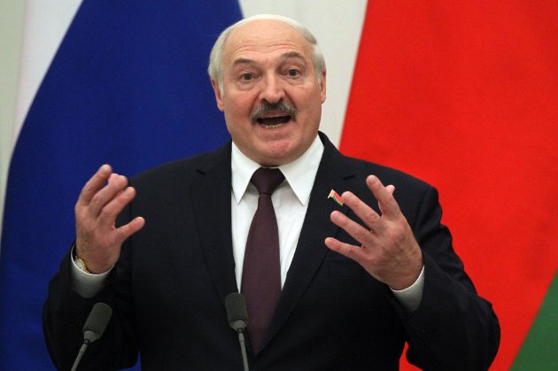 Лукашенко заявив, що збирається приїхати до анексованого Криму та визнати його «російським»