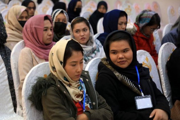 Таліби обіцяють відкрити в Афганістані школи для дівчат