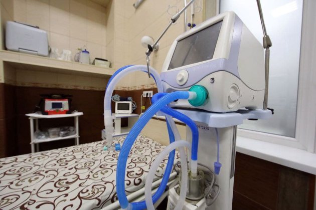 У київських лікарнях на закупівлі апаратів ШВЛ розікрали майже 2 млн грн
