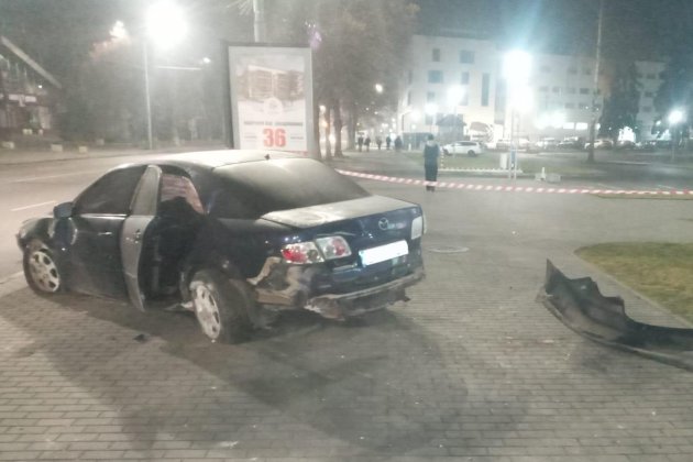 Волинського єпископа на тротуарі збив п’яний водій. Священник загинув