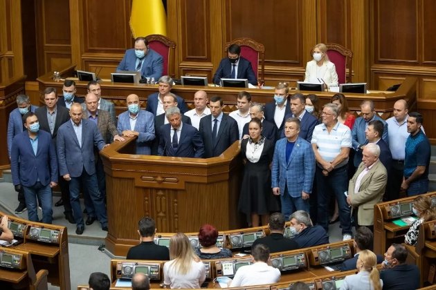 Стефанчук пояснив, чому депутатів від ОПЗЖ не можна просто так позбавити мандатів