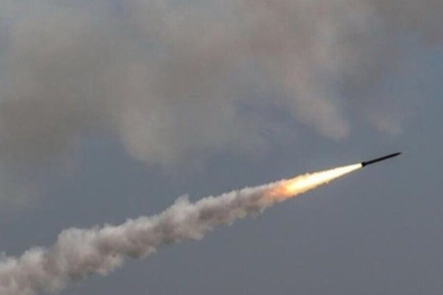 Внаслідок ракетної атаки на Київщині загинула жінка, яка була на кладовищі (фото)