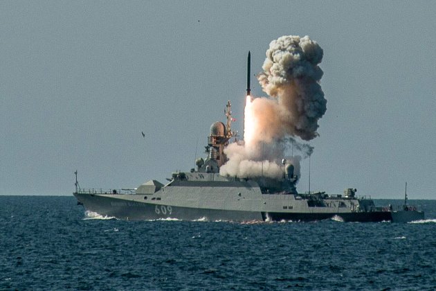 Росія вивела у Чорне море корабель, який несе вісім «Калібрів»