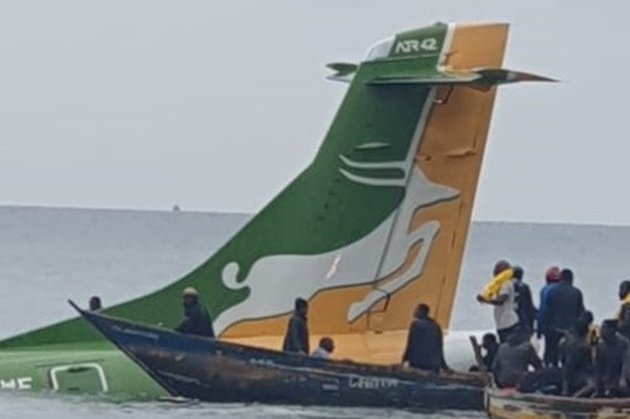 У Танзанії пасажирський літак впав у озеро Вікторія
