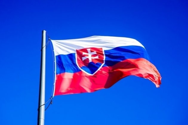 Парламент Словаччини підтримав план Фіцо припинити військову допомогу Україні — Reuters