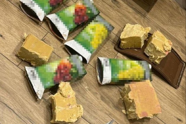 На заході України ворожі агенти готували схрони з комплектуючими до вибухових пристроїв для терактів