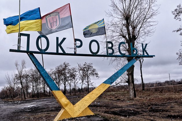 Окупанти у Покровську використовують цивільних як «живий щит» — слідство