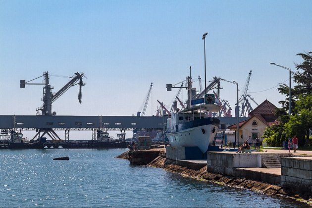 Сили оборони України вразили танкер і нафтовий термінал російського порту Туапсе