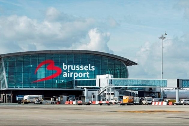 У Брюсселі закривали аеропорт через невідомі дрони. Безпілотники помітили й біля військової бази