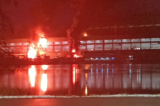 Під Москвою дрони пошкодили Шатурську ГРЕС: загорілися трансформатори (відео)