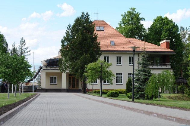 Зберіг цілих €359 тисяч із держбюджету! Президент Литви відмовився переїхати з вільнюського дому до резиденції 