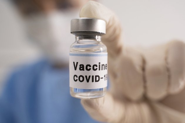 Україна безкоштовно отримає від COVAX понад 8 млн доз вакцини від COVID-19