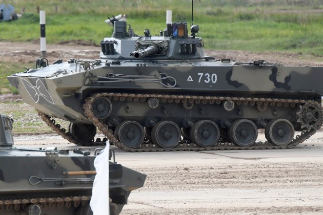 Російський військовий випадково вистрілив з гармати в «Дитячий світ» 