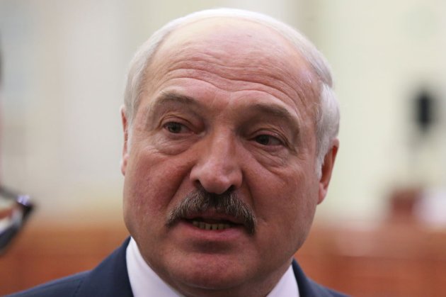 Лукашенко не вакцинуватиметься від COVID-19 через скептицизм 