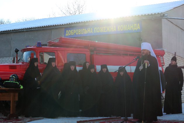 На Черкащині створили пожежну команду, яка складається з черниць (фото)