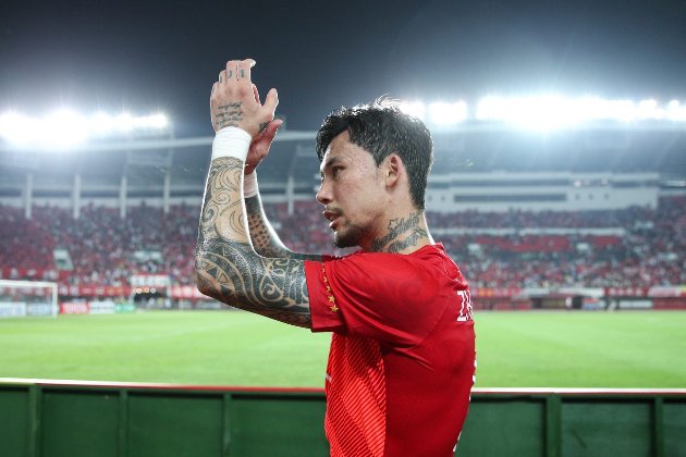 В Китае футболистам запретили делать татуировки