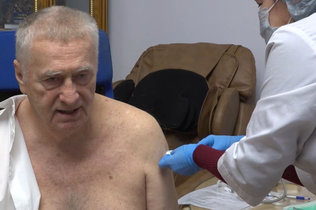Жириновський зробив вже сьоме щеплення від коронавірусу за 15 місяців (відео)