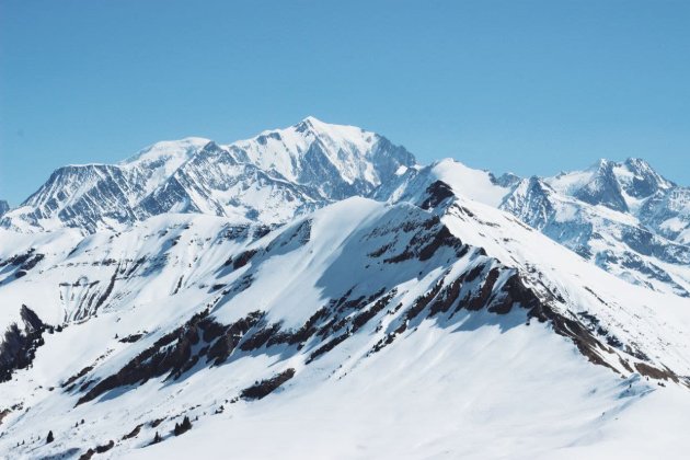 Французский альпинист получит половину сокровища, которое он нашел на Монблане восемь лет назад