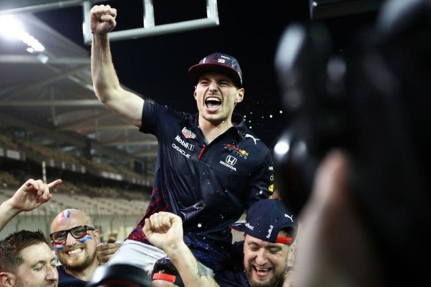 Нидерландский автогонщик Макс Ферстаппен стал победителем «Формулы-1»