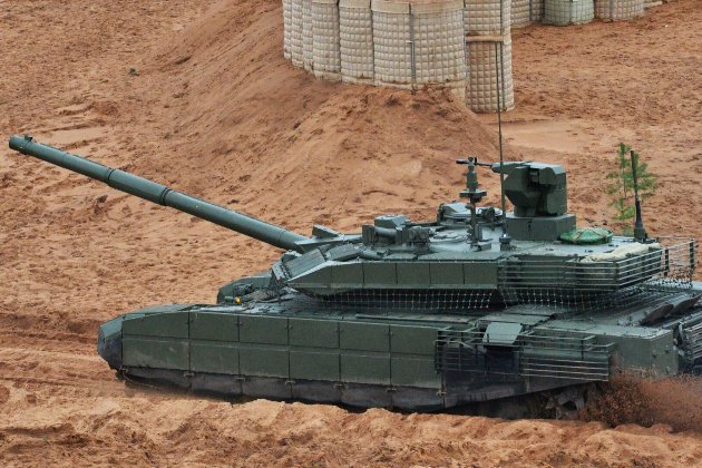Українські військові захопили ще один новітній російський танк Т-90М «Прорив»
