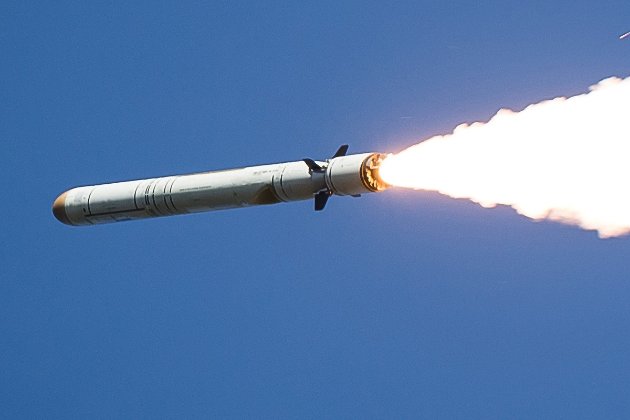 Окупанти випустили ракети по Україні: працює ППО (оновлено)