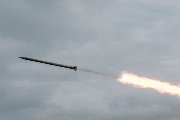 У Харкові російські ракети прилетіли по транспортному депо