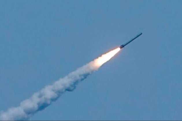 На територію Польщі залетіла російська ракета: польський командувач розповів деталі