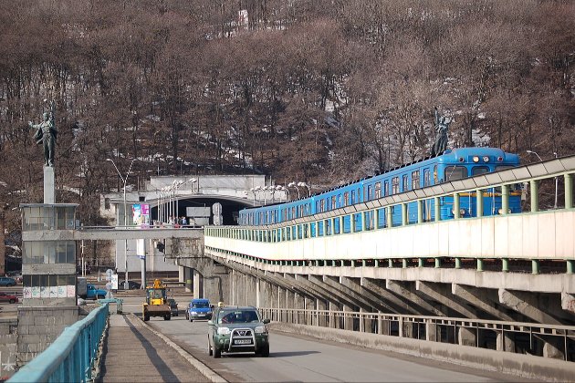 Ремонт мосту Метро не вплине на роботу метрополітену — КМДА