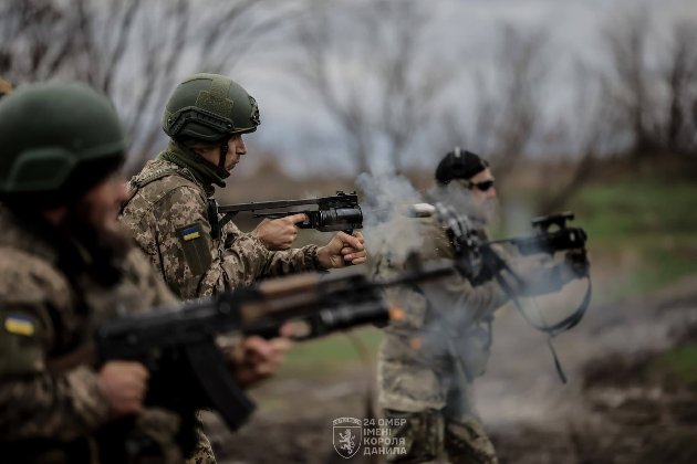 Карта бойових дій в Україні станом на 15 грудня 2025 року